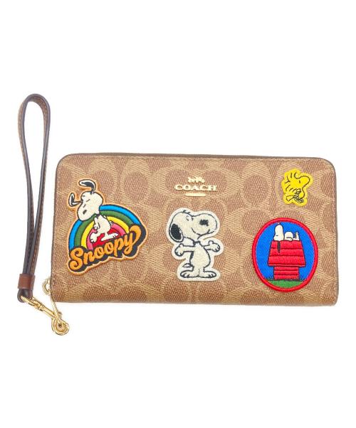 COACH（コーチ）COACH (コーチ) PEANUTS (ピーナッツ) ロング ジップ アラウンド ウォレット・シグネチャー キャンバス・パッチ ブラウン×ベージュの古着・服飾アイテム