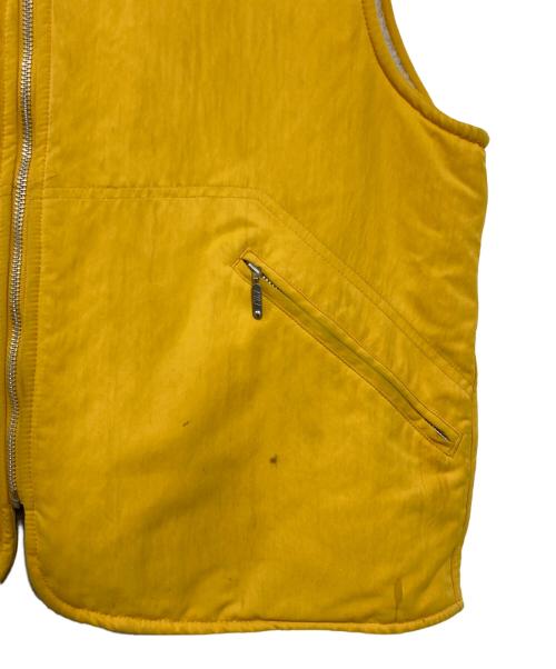 SUPREME（シュプリーム）Supreme (シュプリーム) NIKE (ナイキ) Reversible Nylon Sherpa Vest イエロー×ベージュ サイズ:Mの古着・服飾アイテム