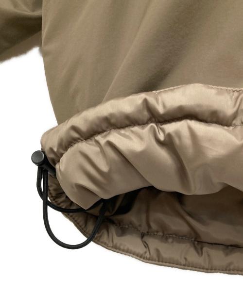 DESCENTE（デサント）DESCENTE (デサント) プリマロフトジャケット カーキ サイズ:MEDIUMの古着・服飾アイテム