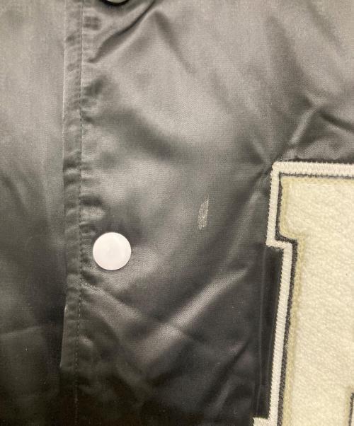 PAPERPLANE（ペーパープレーン）PAPERPLANE (ペーパープレーン) Varsity Jacket ブラック×カーキ/グリーン サイズ:Lの古着・服飾アイテム