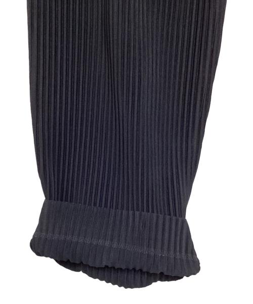 HOMME PLISSE ISSEY MIYAKE（オム プリッセ イッセイ ミヤケ）HOMME PLISSE ISSEY MIYAKE (オム プリッセ イッセイ ミヤケ) プリーツパンツ ネイビー サイズ:1の古着・服飾アイテム