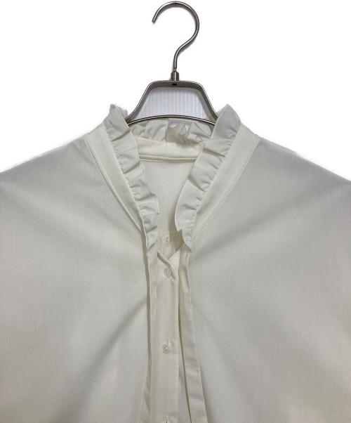 ICHIE strawberry fields（イチエストロベリーフィールズ）ICHIE strawberry fields (イチエストロベリーフィールズ) Ｖネックフリルボウタイブラウス アイボリー サイズ:不明の古着・服飾アイテム