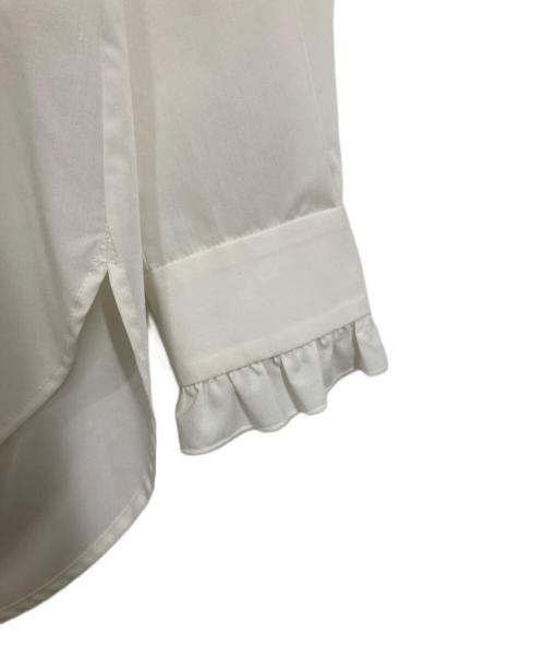 ICHIE strawberry fields（イチエストロベリーフィールズ）ICHIE strawberry fields (イチエストロベリーフィールズ) Ｖネックフリルボウタイブラウス アイボリー サイズ:不明の古着・服飾アイテム