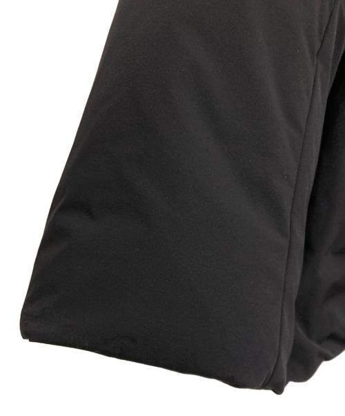 FRAY ID（フレイ アイディー）FRAY ID (フレイ アイディー) ウォーターリペレントミドルダウンコート ブラックの古着・服飾アイテム