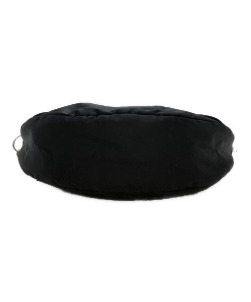 PORTER（ポーター）PORTER (ポーター) ハーフムーン ショルダーバッグ ブラックの古着・服飾アイテム