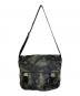PRADA (プラダ) メッセンジャーバッグ カーキ：27000円