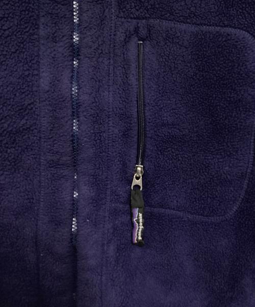 Patagonia（パタゴニア）Patagonia (パタゴニア) シンチラジャケット ネイビー サイズ:Mの古着・服飾アイテム