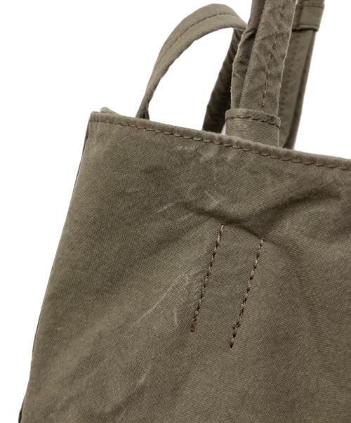 Acne studios（アクネ ストゥディオス）ACNE STUDIOS (アクネ ストゥディオス) Papery nylon tote 2way bag ブラウン×カーキの古着・服飾アイテム