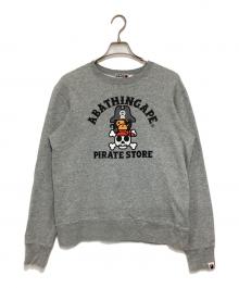 A BATHING APE PIRATE STORE（アベイシングエイプ パイレーツストア）の古着「プリントスウェット」｜グレー