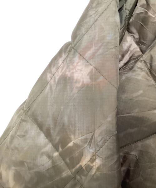Needles（ニードルズ）Needles (ニードルズ) R.C.Down Sur Coat/ダウンコート/Aラインシルエットサーコート カーキ サイズ:Sの古着・服飾アイテム