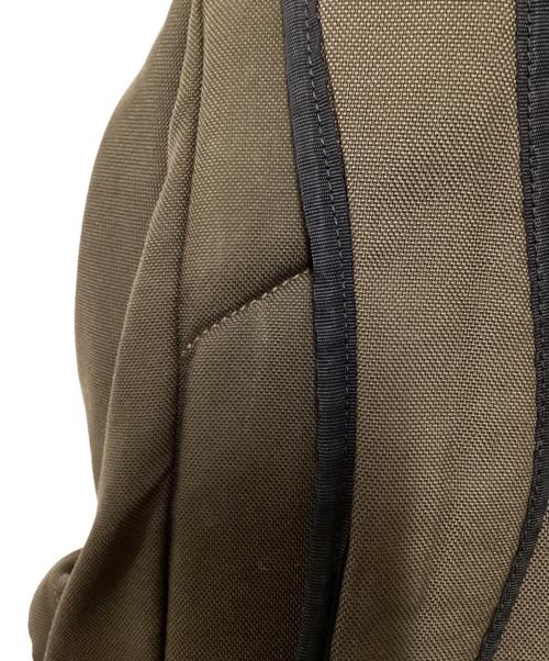 NUMBER (N)INE（ナンバーナイン）NUMBER (N)INE (ナンバーナイン) Invincible (インヴィンシブル) リュック ブラウンの古着・服飾アイテム