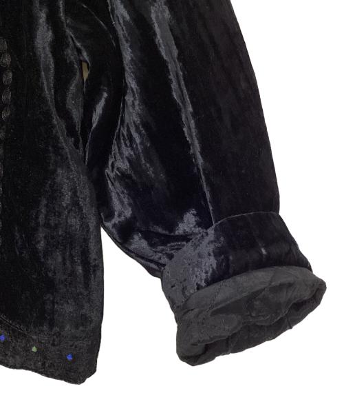 crinkle crinkle crinkle（クリンクル クリンクル クリンクル）crinkle crinkle crinkle (クリンクル クリンクル クリンクル) エンブロイダリーベルベットジャケット ブラック サイズ:Freeの古着・服飾アイテム