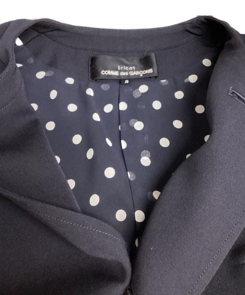 tricot COMME des GARCONS（トリココムデギャルソン）tricot COMME des GARCONS (トリココムデギャルソン) デカボタン裏ドットノーカラージャケット ネイビー サイズ:Sの古着・服飾アイテム