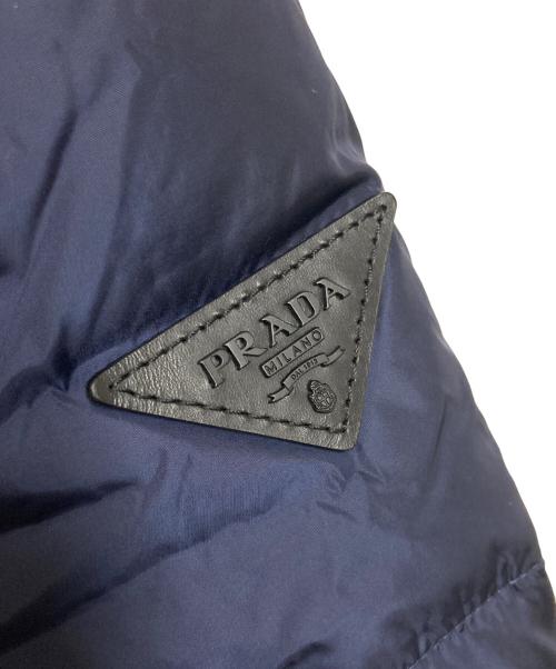 PRADA（プラダ）PRADA (プラダ) フォックスファー 三角ロゴ ダウンジャケット ネイビー サイズ:40の古着・服飾アイテム