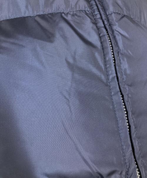 PRADA（プラダ）PRADA (プラダ) フォックスファー 三角ロゴ ダウンジャケット ネイビー サイズ:40の古着・服飾アイテム