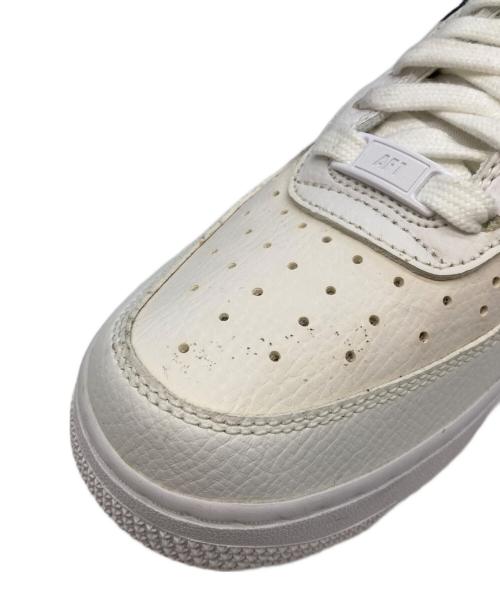 NIKE（ナイキ）NIKE (ナイキ) Air Force 1 '07 ESS ホワイト サイズ:US7の古着・服飾アイテム