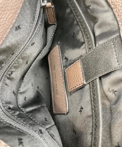 MICHAEL KORS（マイケル・コース）MICHAEL KORS (マイケル・コース) ショルダーバッグ ブラウンの古着・服飾アイテム
