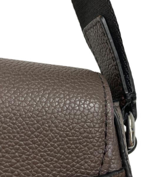 MICHAEL KORS（マイケル・コース）MICHAEL KORS (マイケル・コース) ショルダーバッグ ブラウンの古着・服飾アイテム