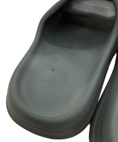 adidas（アディダス）adidas (アディダス) YEEZY SLIDE ネイビー サイズ:26.5の古着・服飾アイテム