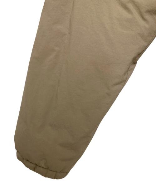 UNIVERSAL OVERALL（ユニバーサルオーバーオール）UNIVERSAL OVERALL (ユニバーサルオーバーオール) PADDING COACH JACKET ベージュ サイズ:Mの古着・服飾アイテム