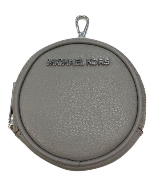 MICHAEL KORS（マイケル・コース）MICHAEL KORS (マイケル・コース) JET SET ITEM クロスボディ ウィズ テックアタッチ ミディアム グレーの古着・服飾アイテム