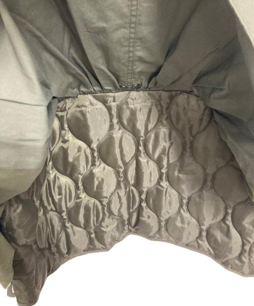 77circa（ナナナナサーカ）77circa (ナナナナサーカ) 再構築ミリタリージャケット カーキ サイズ:Freeの古着・服飾アイテム