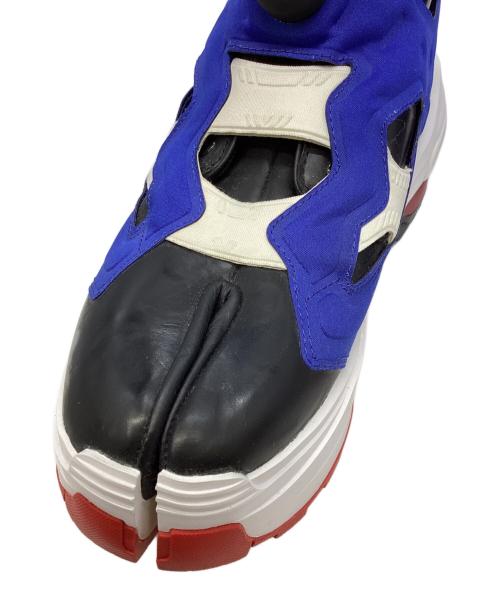 Maison Margiela（メゾンマルジェラ）Maison Margiela (メゾンマルジェラ) REEBOK (リーボック) TABI INSTAPUMP FURY ブルー×レッド サイズ:US10の古着・服飾アイテム
