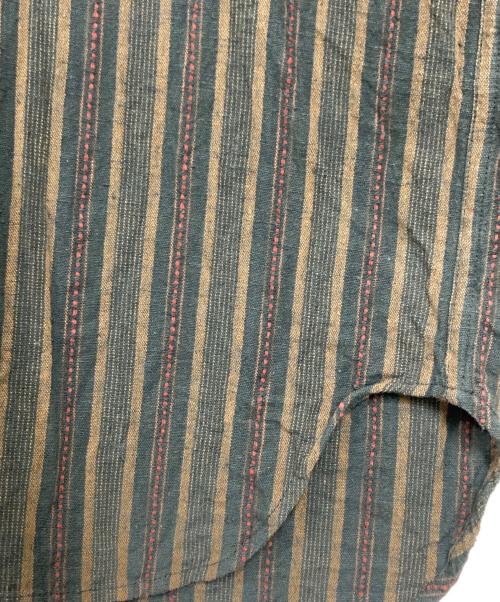 plantation（プランテーション）plantation (プランテーション) マルチストライプバンドカラーシャツ グリーン×ベージュ サイズ:Mの古着・服飾アイテム