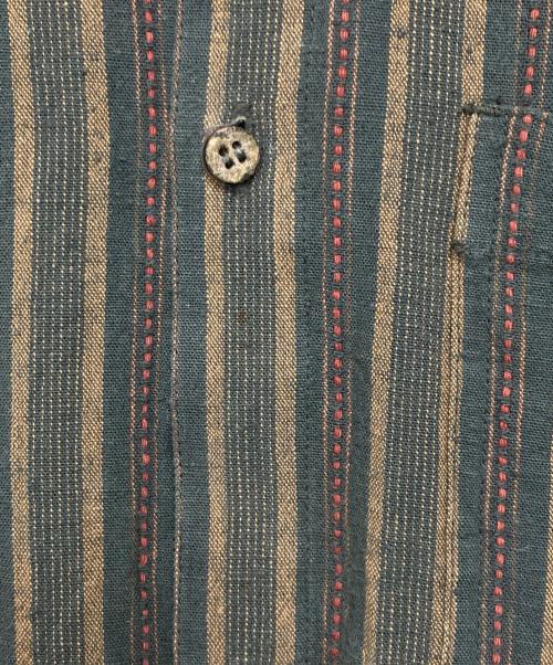 plantation（プランテーション）plantation (プランテーション) マルチストライプバンドカラーシャツ グリーン×ベージュ サイズ:Mの古着・服飾アイテム