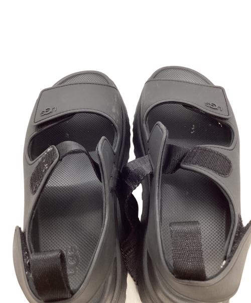 UGG（アグ）UGG (アグ) ゴールデングロウサンダル ブラック サイズ:25の古着・服飾アイテム