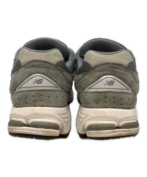 NEW BALANCE（ニューバランス）NEW BALANCE (ニューバランス) 2002R ローカットスニーカー グレー サイズ:US8.5の古着・服飾アイテム