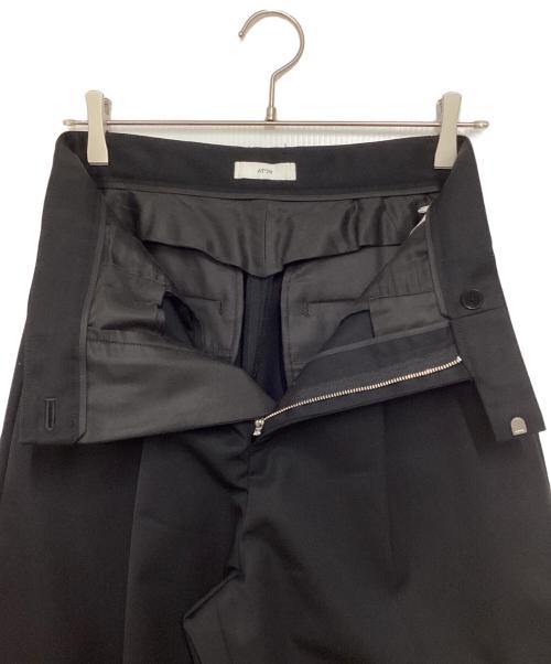 ATON（エイトン）ATON (エイトン) ウールギャバジンタックワイドパンツ ブラック サイズ:2の古着・服飾アイテム