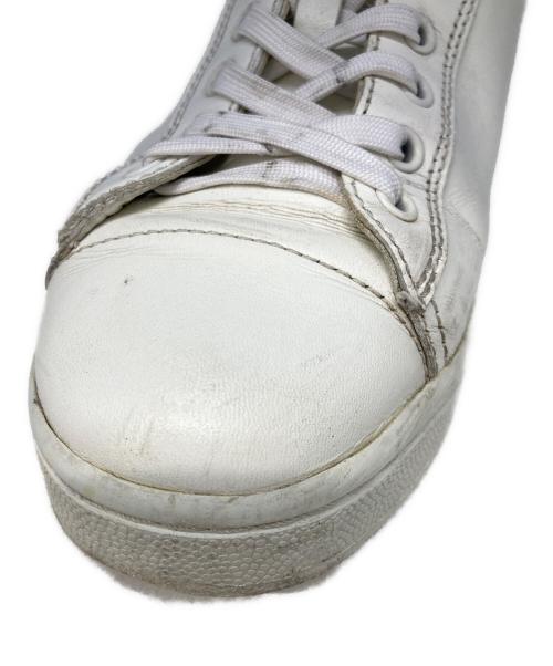 PRADA（プラダ）PRADA (プラダ) レザーローカットスニーカー ホワイト サイズ:23.5の古着・服飾アイテム