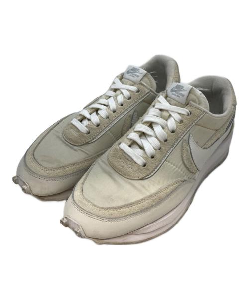 NIKE（ナイキ）NIKE (ナイキ) スニーカー ホワイト サイズ:US9.5の古着・服飾アイテム