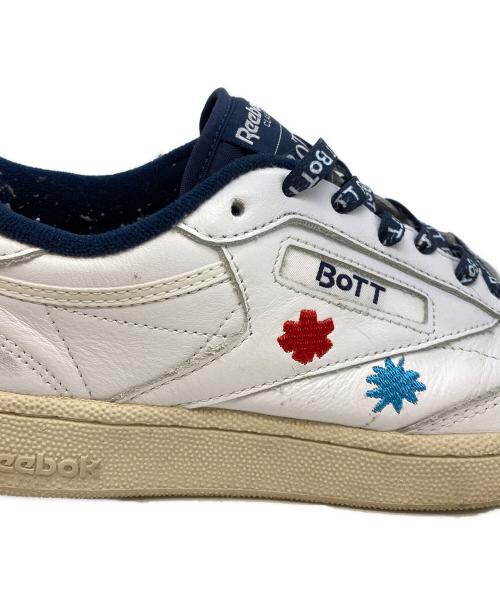 REEBOK（リーボック）REEBOK (リーボック) BoTT (ボット) Club C 85 ローカットスニーカー ホワイト×ネイビー サイズ:US9.5の古着・服飾アイテム