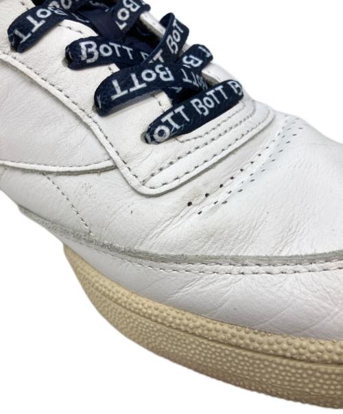REEBOK（リーボック）REEBOK (リーボック) BoTT (ボット) Club C 85 ローカットスニーカー ホワイト×ネイビー サイズ:US9.5の古着・服飾アイテム