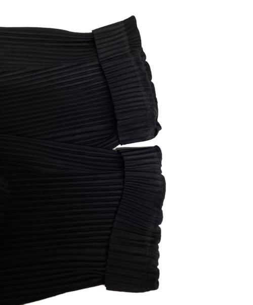 HOMME PLISSE ISSEY MIYAKE（オム プリッセ イッセイ ミヤケ）HOMME PLISSE ISSEY MIYAKE (オム プリッセ イッセイ ミヤケ) テーラードパンツ ブラック サイズ:3の古着・服飾アイテム