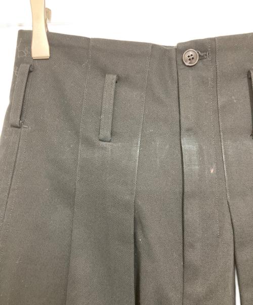 cygne（シーニュ）cygne (シーニュ) チノワイドパンツ Eric ブラックの古着・服飾アイテム