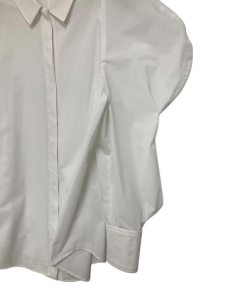 cygne（シーニュ）cygne (シーニュ) 比翼パワショルシャツブラウス ホワイト サイズ:freeの古着・服飾アイテム