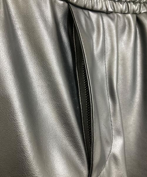 DIESEL（ディーゼル）DIESEL (ディーゼル) フェイクレザーパンツ ブラック サイズ:46の古着・服飾アイテム