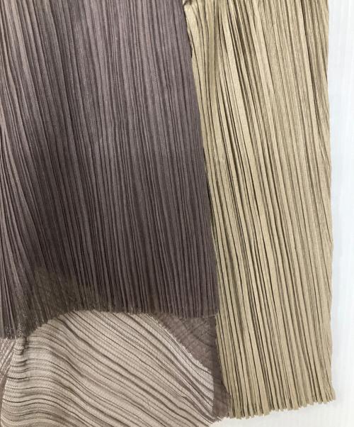 PLEATS PLEASE（プリーツプリーズ）PLEATS PLEASE (プリーツプリーズ) 変形ドレーププリーツカーディガン グリーン×ブラウン サイズ:4の古着・服飾アイテム