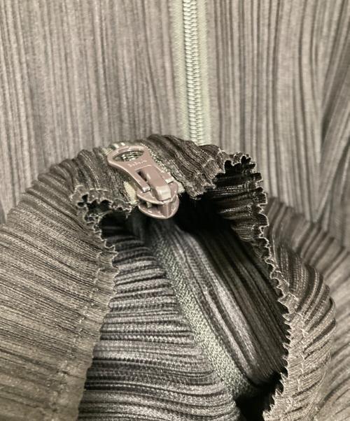 PLEATS PLEASE（プリーツプリーズ）PLEATS PLEASE (プリーツプリーズ) ジップアッププリーツジャケット ブラウン サイズ:3の古着・服飾アイテム