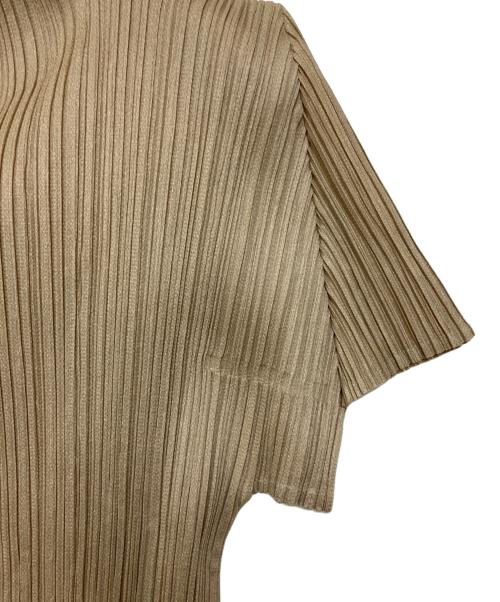 PLEATS PLEASE（プリーツプリーズ）PLEATS PLEASE (プリーツプリーズ) S/S ハイネックプリーツカットソー ベージュ サイズ:3の古着・服飾アイテム
