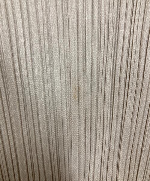 PLEATS PLEASE（プリーツプリーズ）PLEATS PLEASE (プリーツプリーズ) S/S ハイネックプリーツカットソー ベージュ サイズ:3の古着・服飾アイテム
