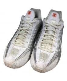 NIKE（ナイキ）の古着「SHOX R4 ローカットスニーカー」｜ホワイト