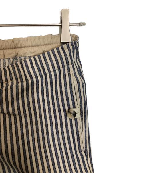 HEUGN（ユーゲン）HEUGN (ユーゲン) TROUSER 020 アイボリー サイズ:3の古着・服飾アイテム