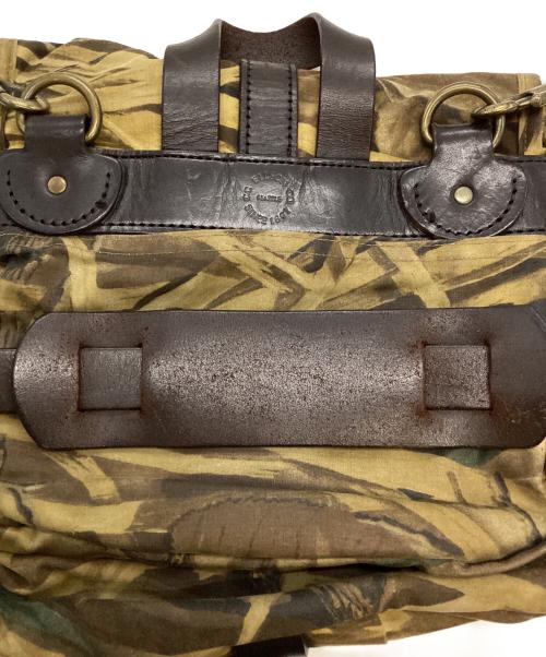 FILSON（フィルソン）FILSON (フィルソン) SMALL FIELD SHOLDER BAG REALTREE/スモール フィールド ショルダー バッグ リアルツリー ブラウンの古着・服飾アイテム