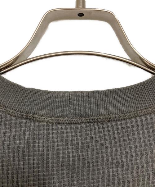 STONE ISLAND（ストーンアイランド）STONE ISLAND (ストーンアイランド) ORGANIC COTTON WAFFLE FLEECE グレー サイズ:Mの古着・服飾アイテム