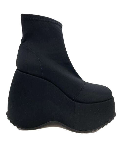 YELLO（イエロ）YELLO (イエロ) TOKYO BLACK PLATFORM SHORT BOOTS ブラック サイズ:₋の古着・服飾アイテム