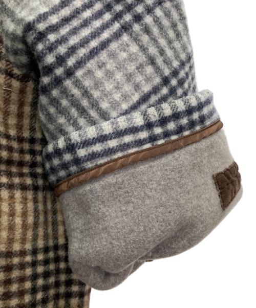 CHAH CHAH（チャーチャー）CHAH CHAH (チャーチャー) CC CRAZY BIG DUFFLE COAT グレー×ベージュ サイズ:Lの古着・服飾アイテム